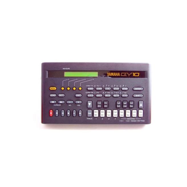 Yamaha_QY10_Mini_Music_Workstation