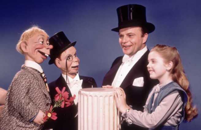 55058-candice-bergen-charlie-mccarthy